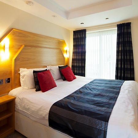 Queens Mansions: Empress Suite Blackpool Extérieur photo